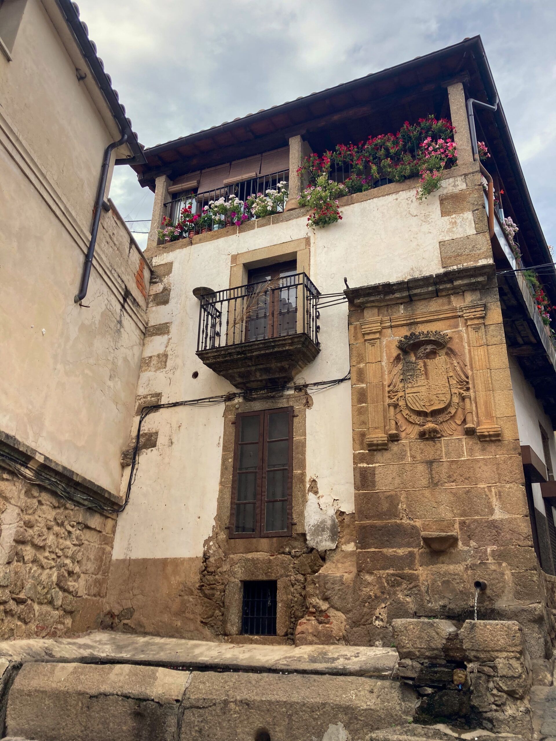 Fuente de Gata