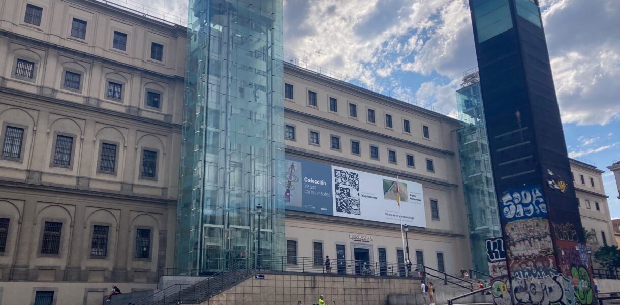 Fachada del Museo Reina Sofía en Madrid